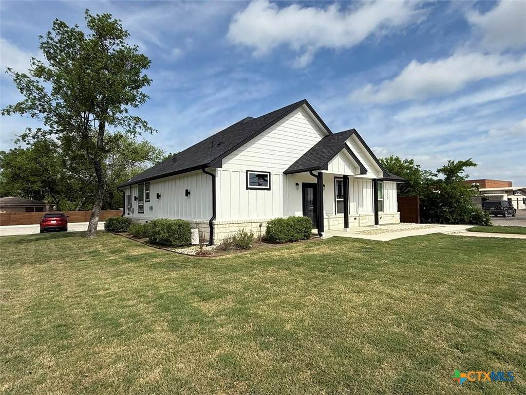 508 Main Street - Photo 1