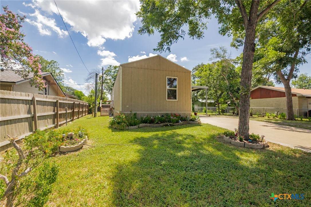 3308 Catalpa Street - Photo 1