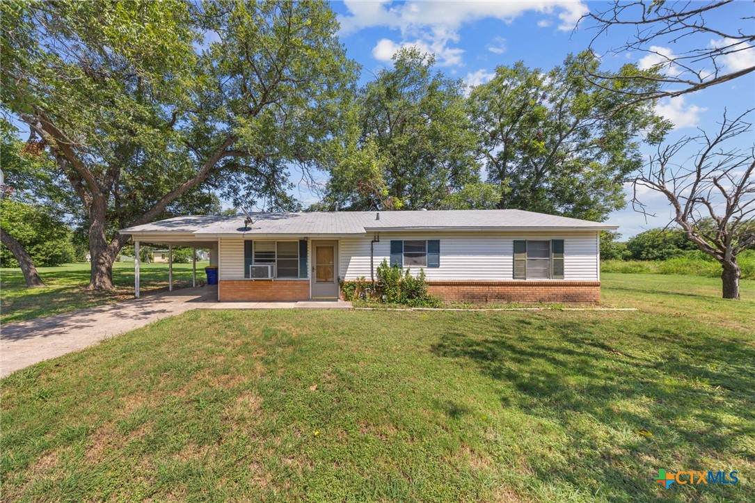 17 Ellis Avenue - Photo 1