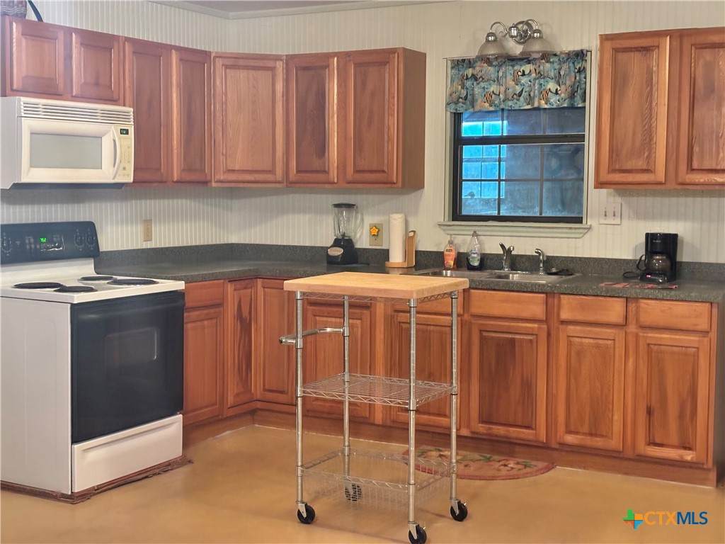 103 Cassie Street - Photo 1