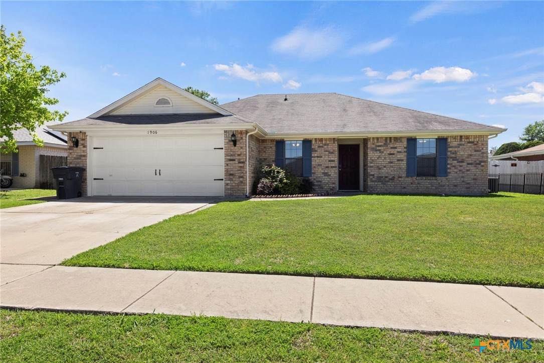 1906 Amethyst Drive - Photo 1