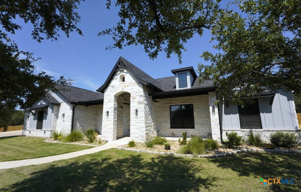 9006 Abby Lee Lane - Photo 1