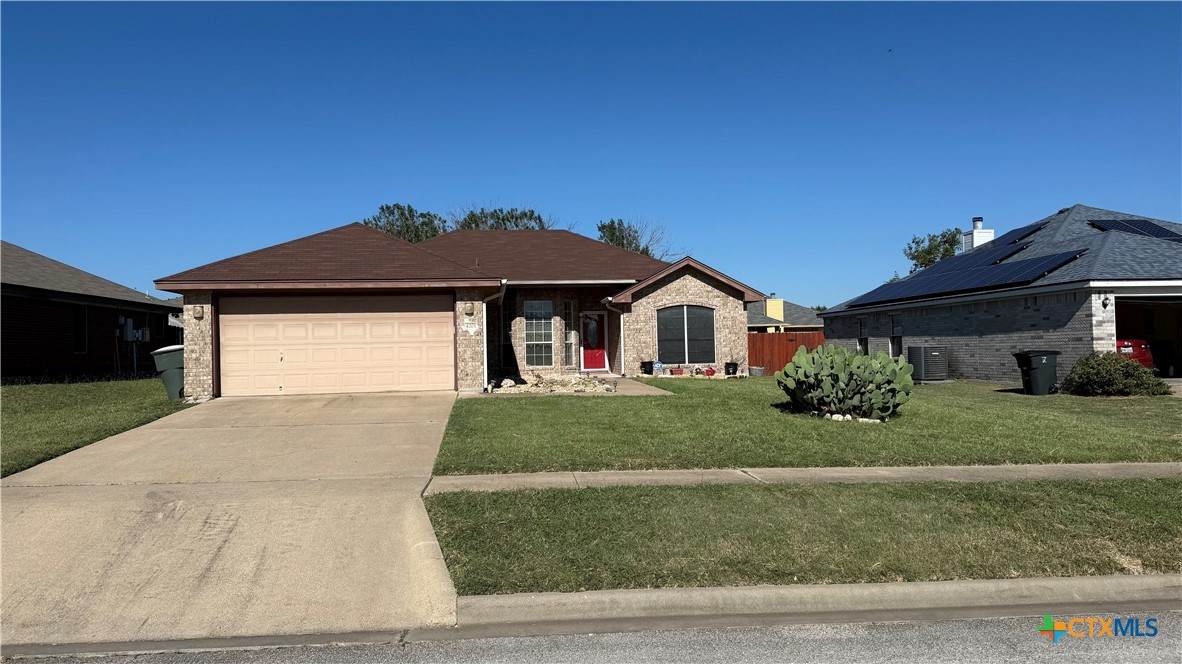 4201 Esta Lee Avenue - Photo 1