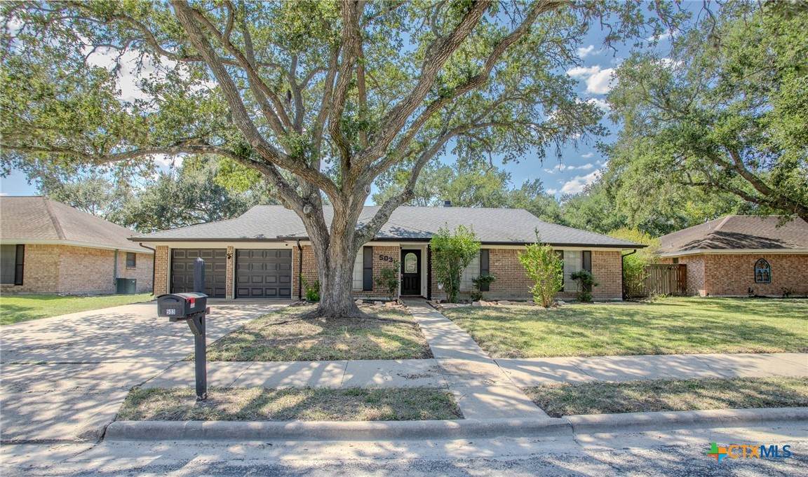 503 Sherwood Drive - Photo 1