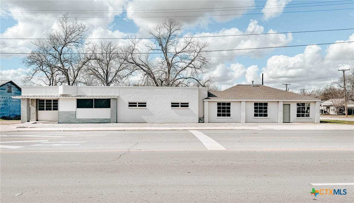 305 Laurent Street - Photo 1