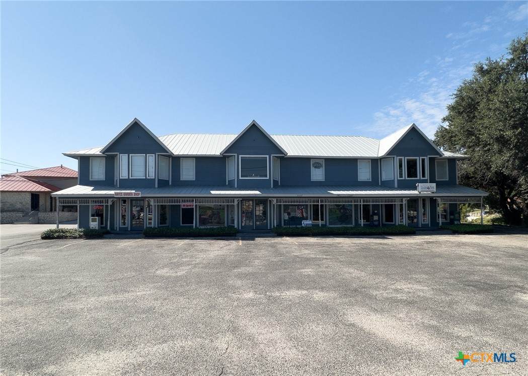 2210 Business 190 - Photo 1