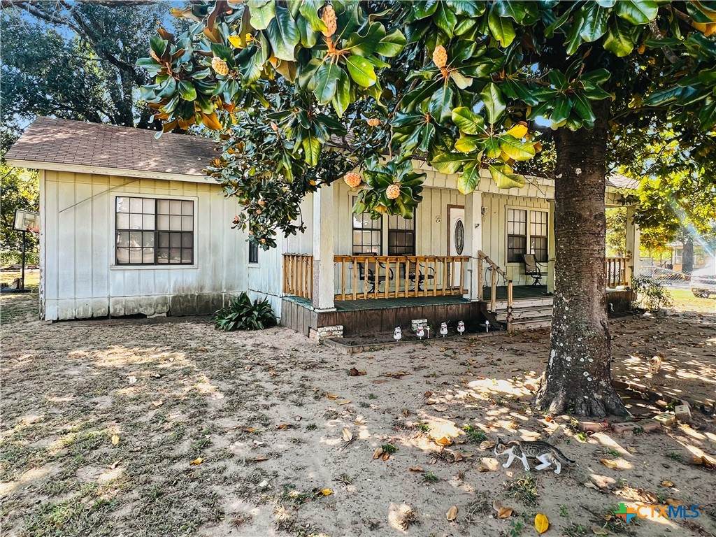 313 Nolan Avenue - Photo 1