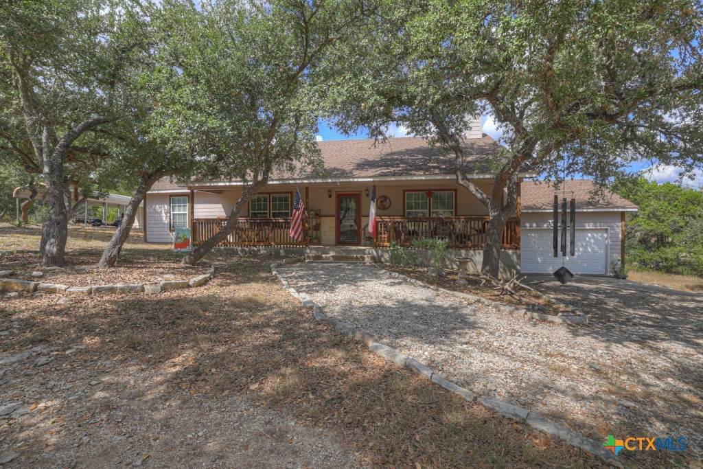 911 Heritage Hill - Photo 1