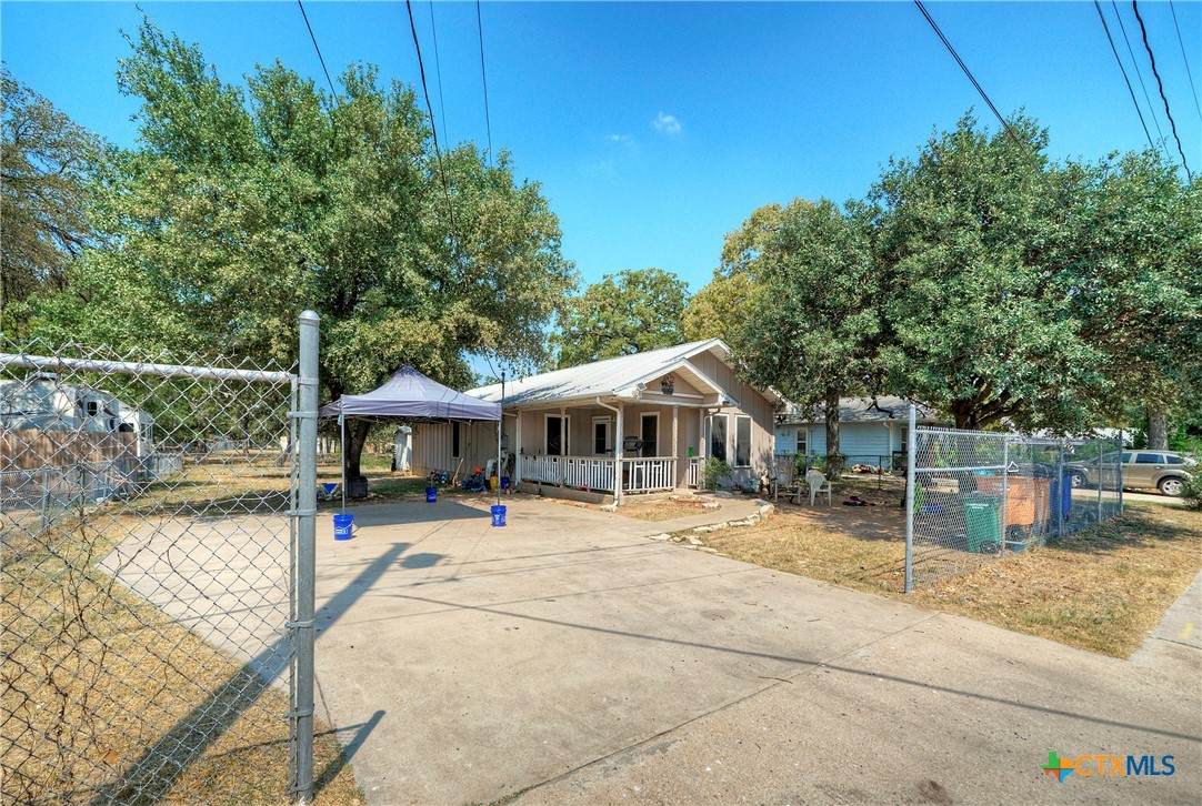 604 Vargas Road - Photo 1