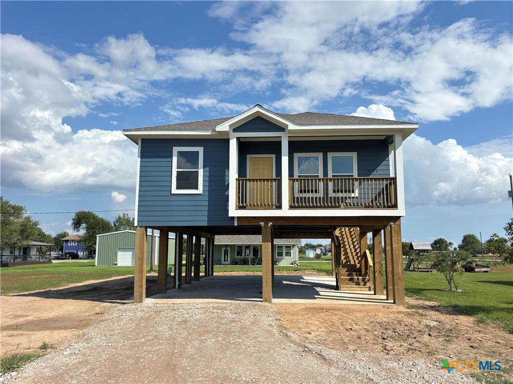 423 Calumet - Photo 1