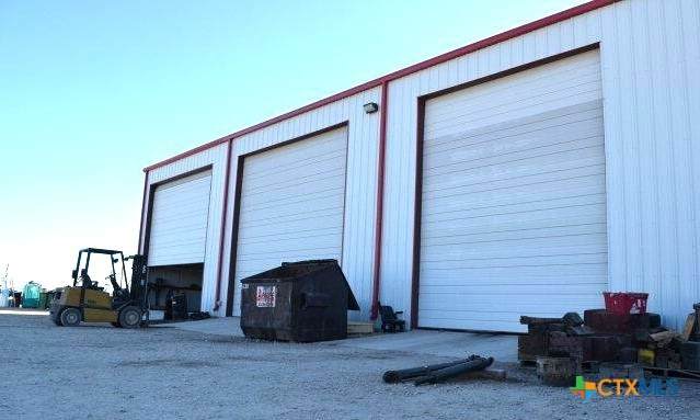 11895 Interstate 10 - Photo 1