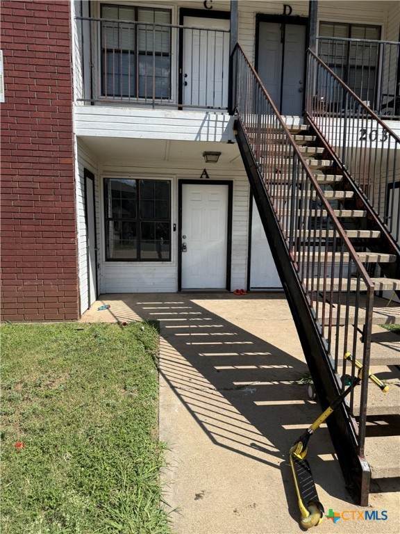 203 W Mary Jane Drive - Photo 1