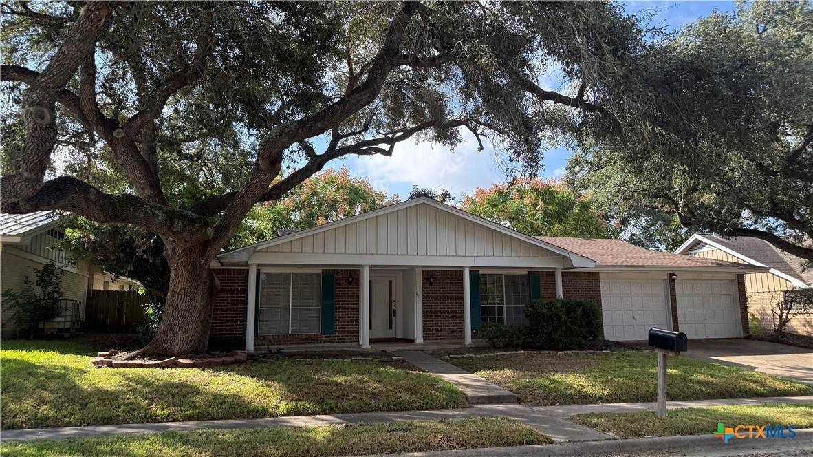 203 Longfellow Lane - Photo 1