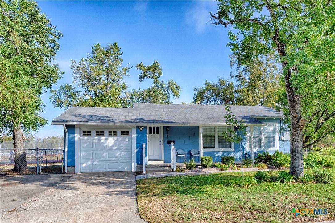 107 Crockett Street - Photo 1