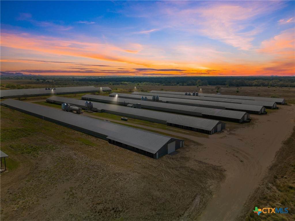 6492 State Highway 304 - Photo 1