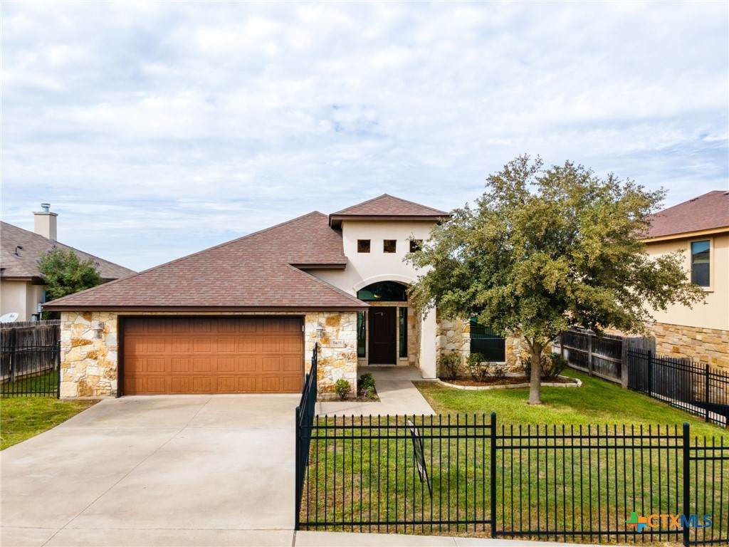 5405 Fiesta Oak Drive - Photo 1