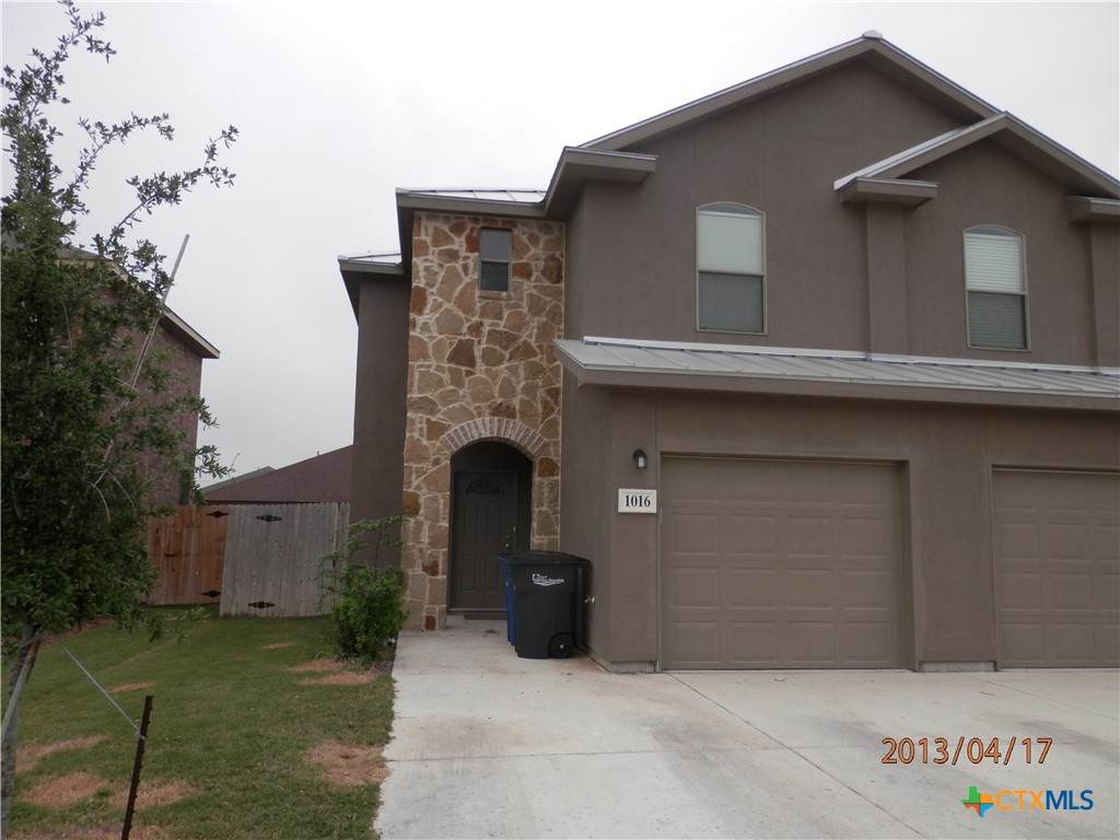 1016 Brown Rock Drive - Photo 1