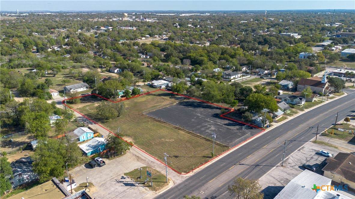 784 Court Street - Photo 1