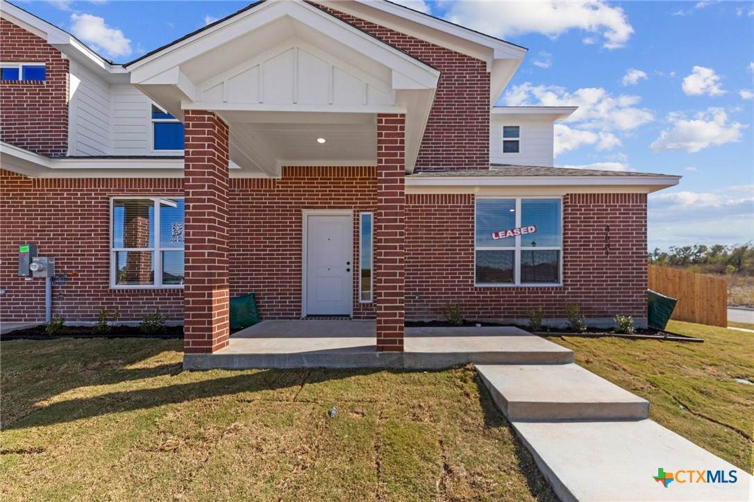 4619 Kings Crossing Boulevard - Photo 1