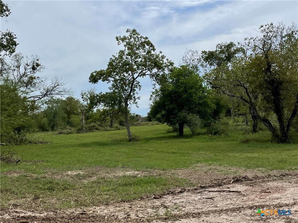 573 Robinhood Rd. - Photo 1