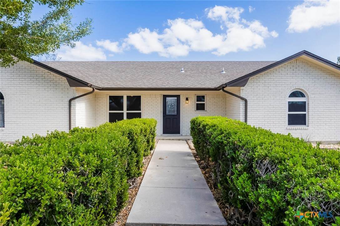 905 Roy Reynolds Drive - Photo 1