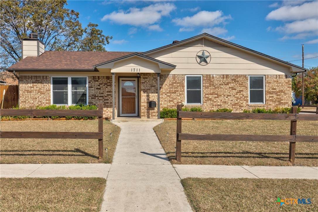 1711 Topaz Road - Photo 1