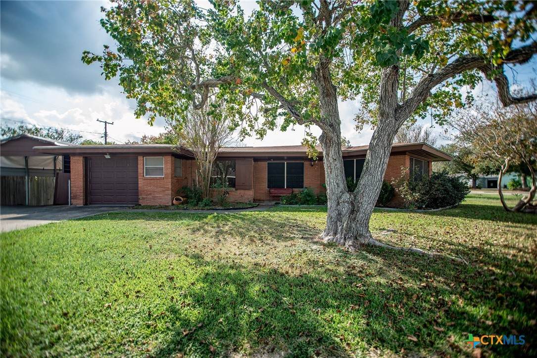 218 Burnet Street - Photo 1