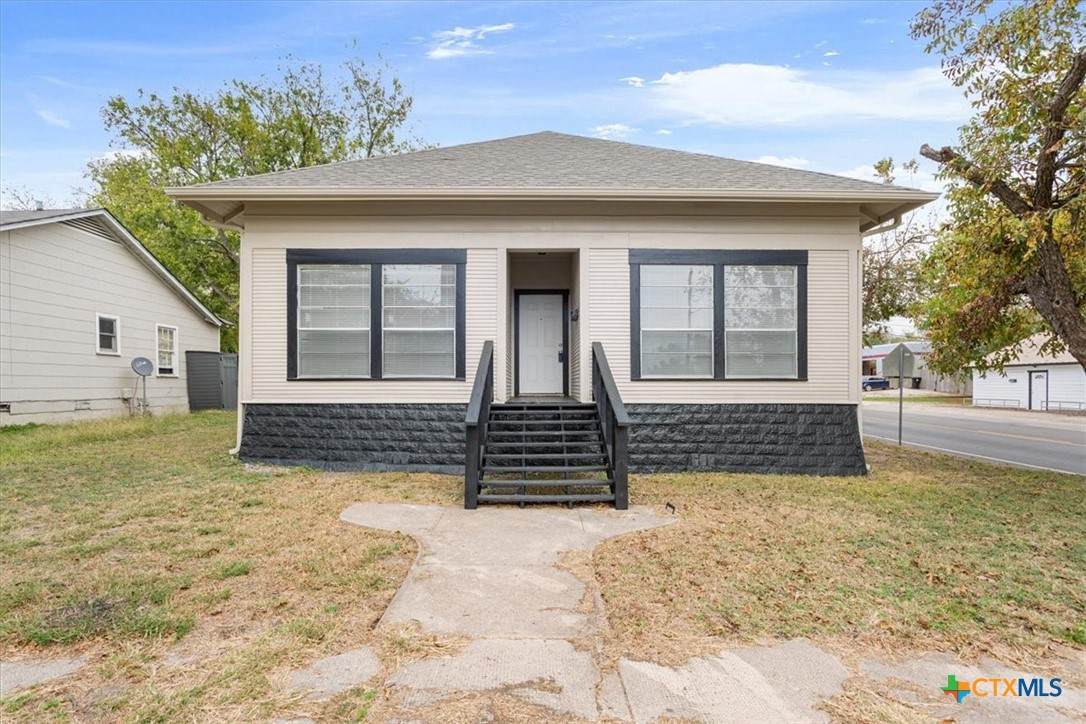 1219 17th Street - Photo 1