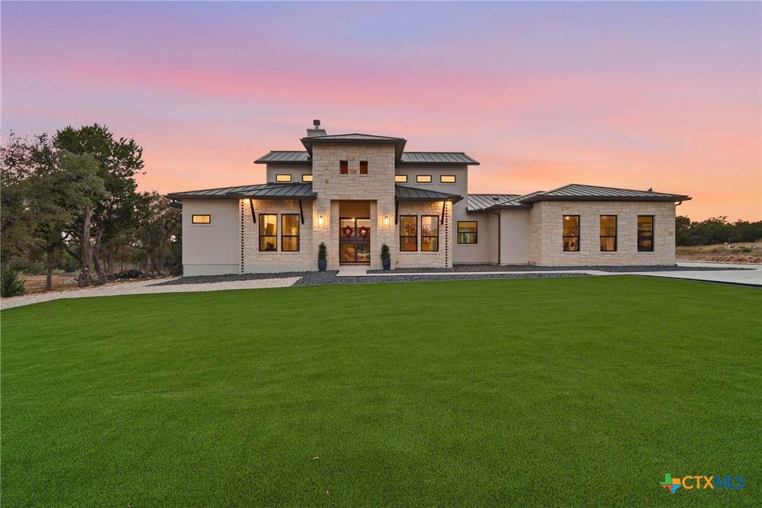 5721 Dry Comal Drive - Photo 1