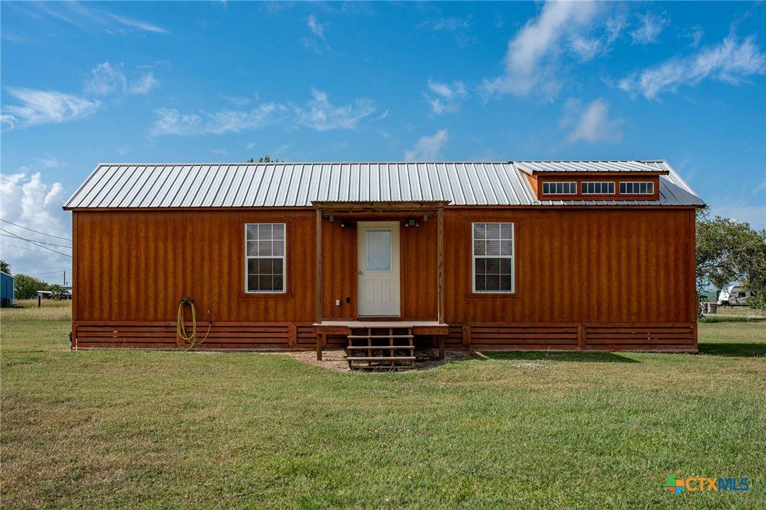 1101 Houston Avenue - Photo 1