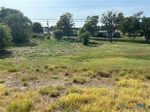 000 Interstate 35 - Photo 1
