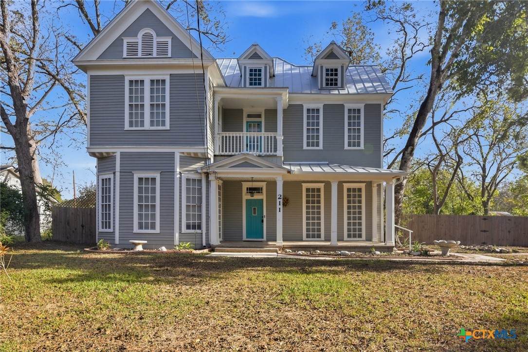 211 Lavaca Street - Photo 1