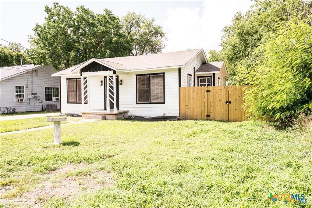 1004 Buena Vista Avenue - Photo 1