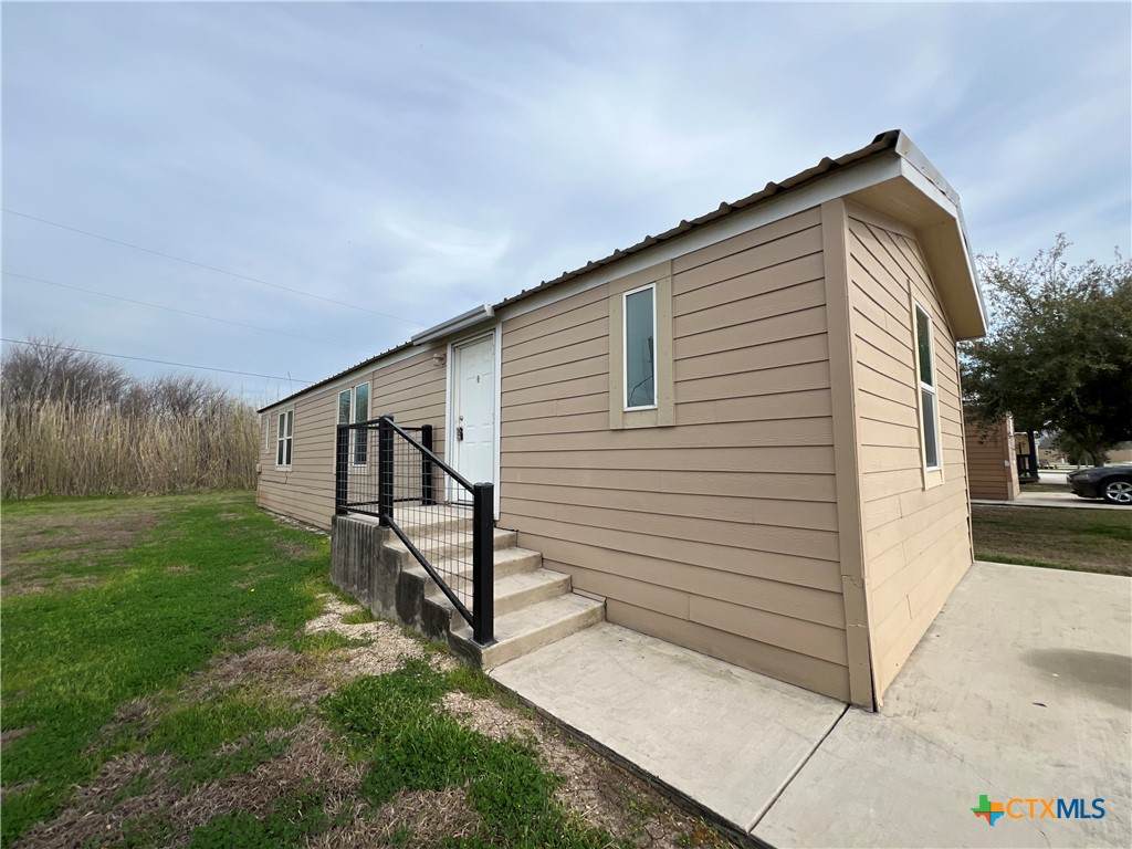 1911 Wald Road - Photo 1