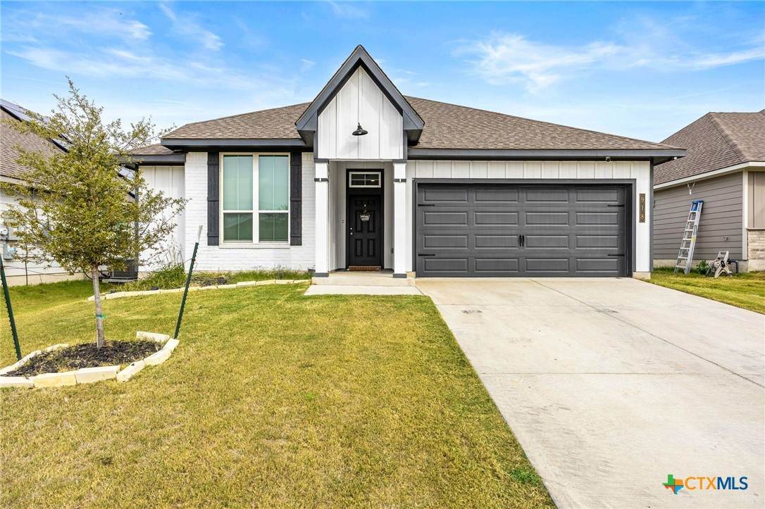 918 James Parker Circle - Photo 1