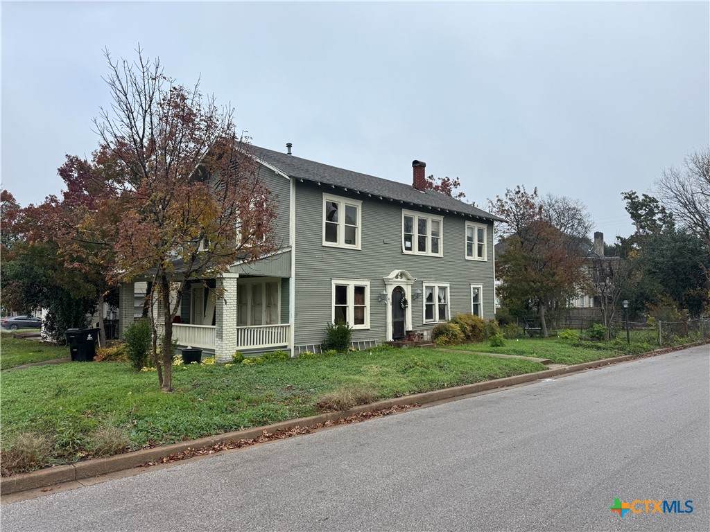 803 13th Street - Photo 1