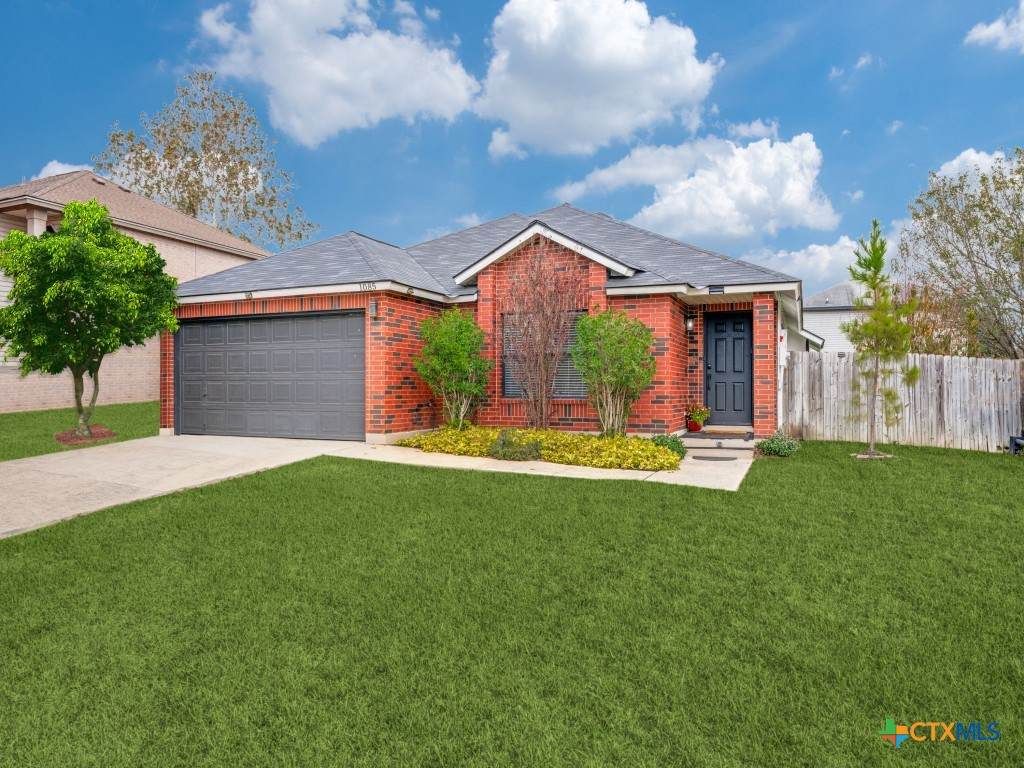 1085 Stone Hollow - Photo 1