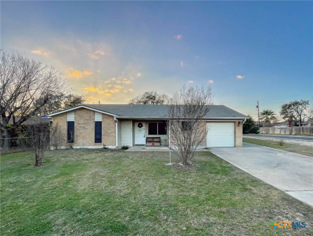 1602 Indian Trail - Photo 1