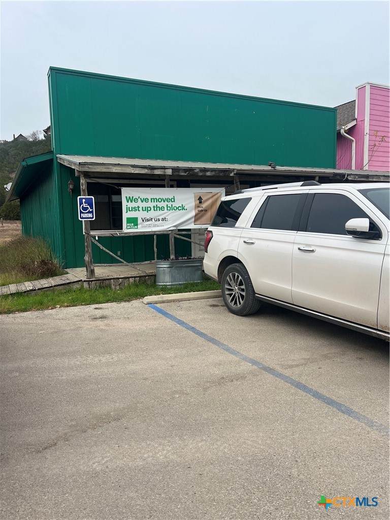 1642 Fm 2673 - Photo 1