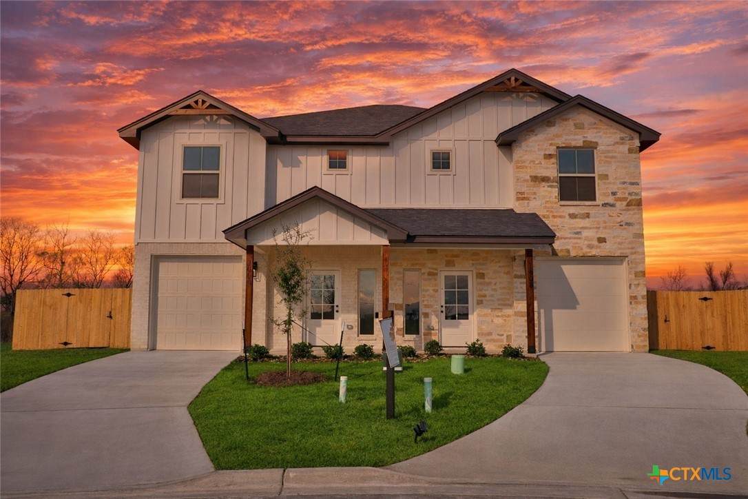 1404 Rita Blanca Court - Photo 1