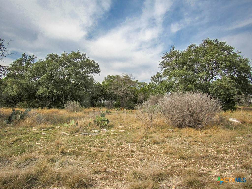 612 Private Road 4718 - Photo 1