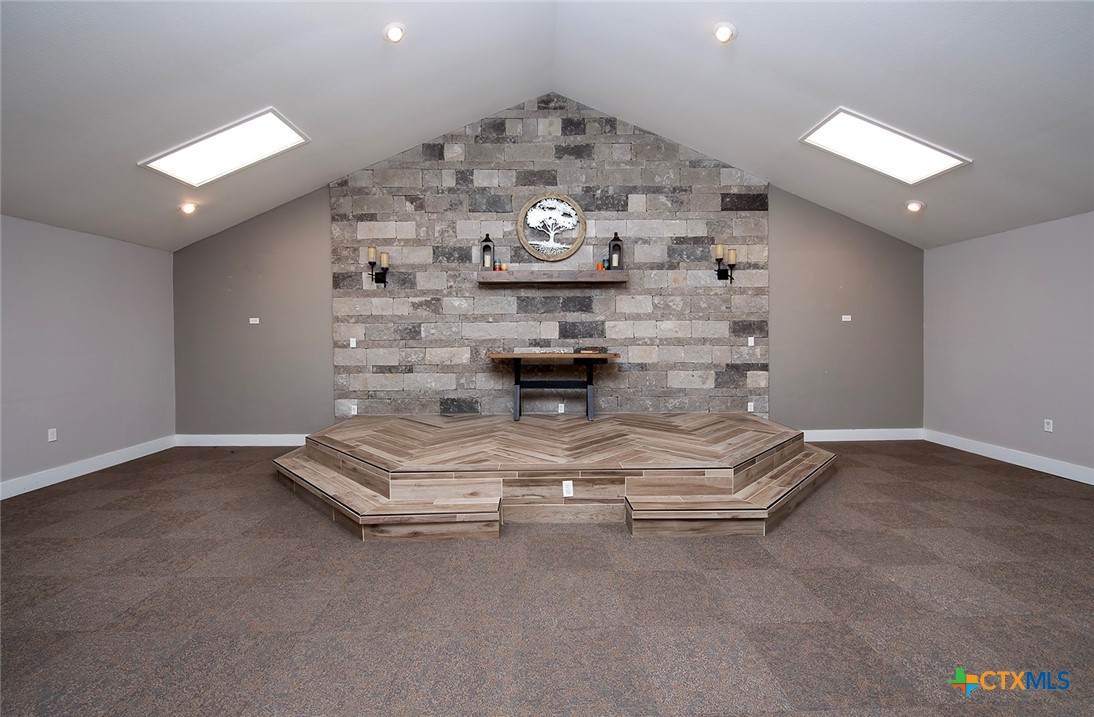 150 Fm 487 - Photo 1