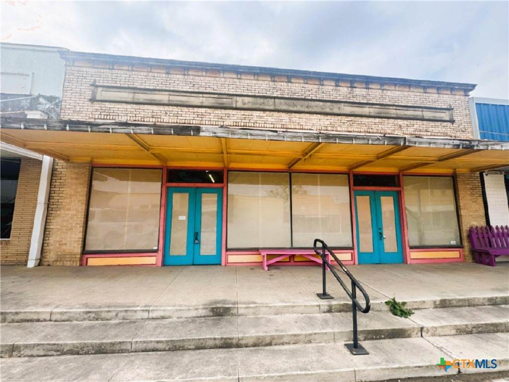 216 Nixon Avenue - Photo 1