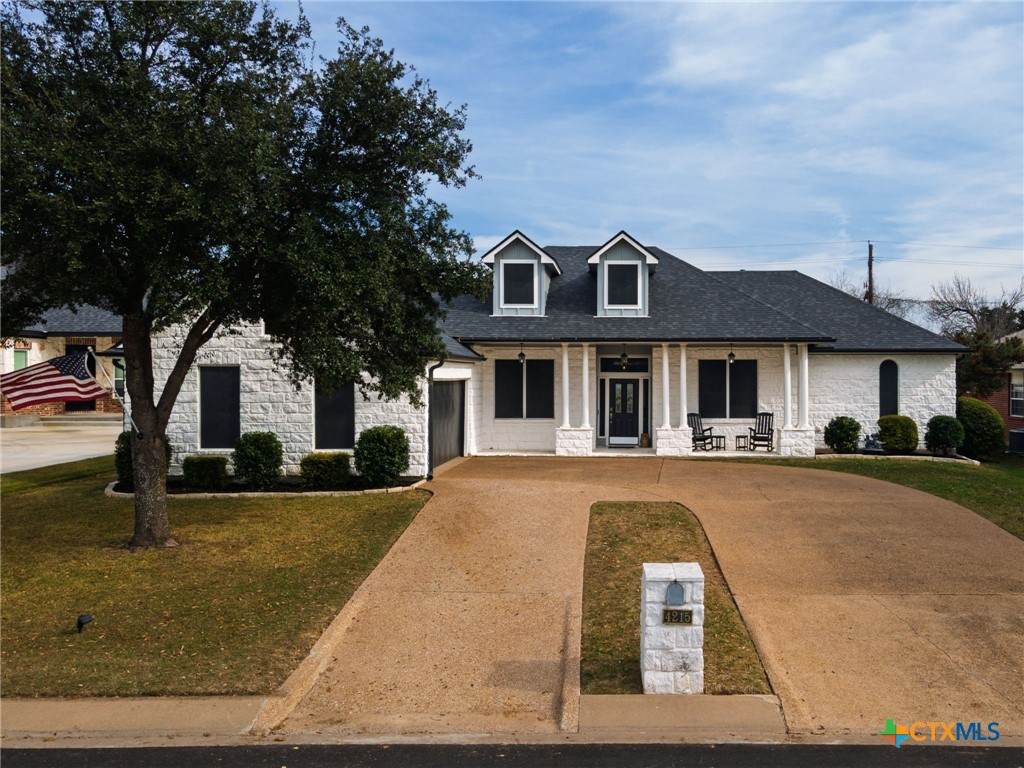 4215 Sunflower Lane - Photo 1