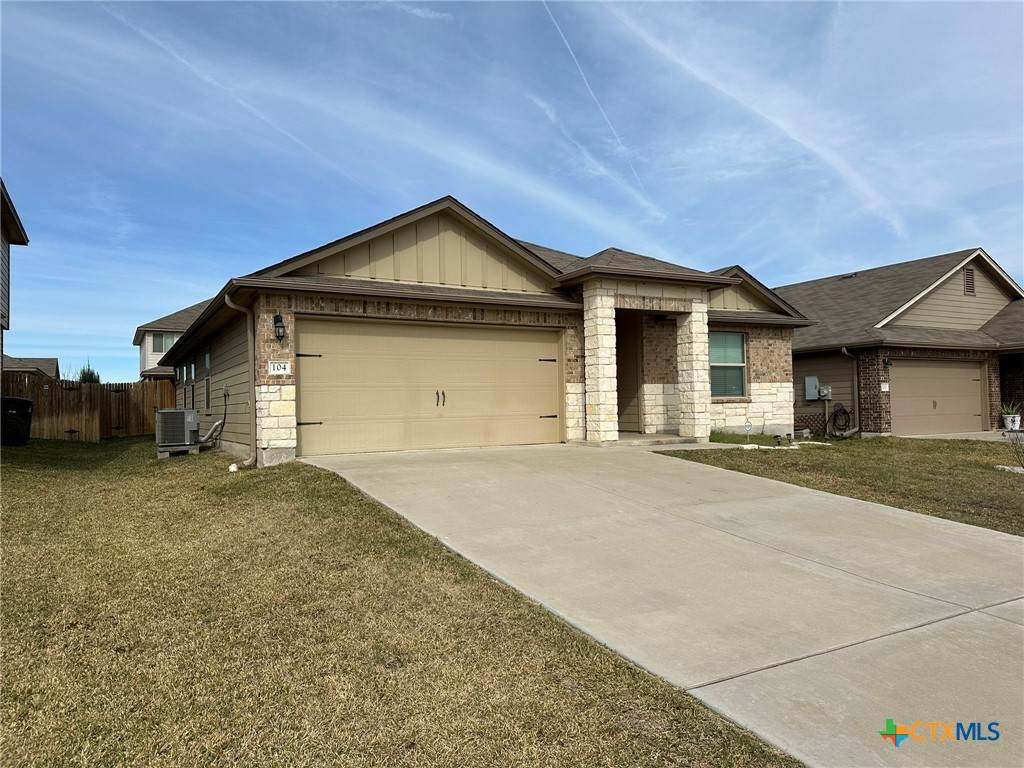 104 Green Jay Drive - Photo 1