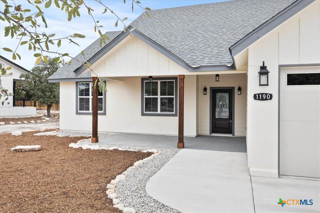 1190 Fernwood Road - Photo 1
