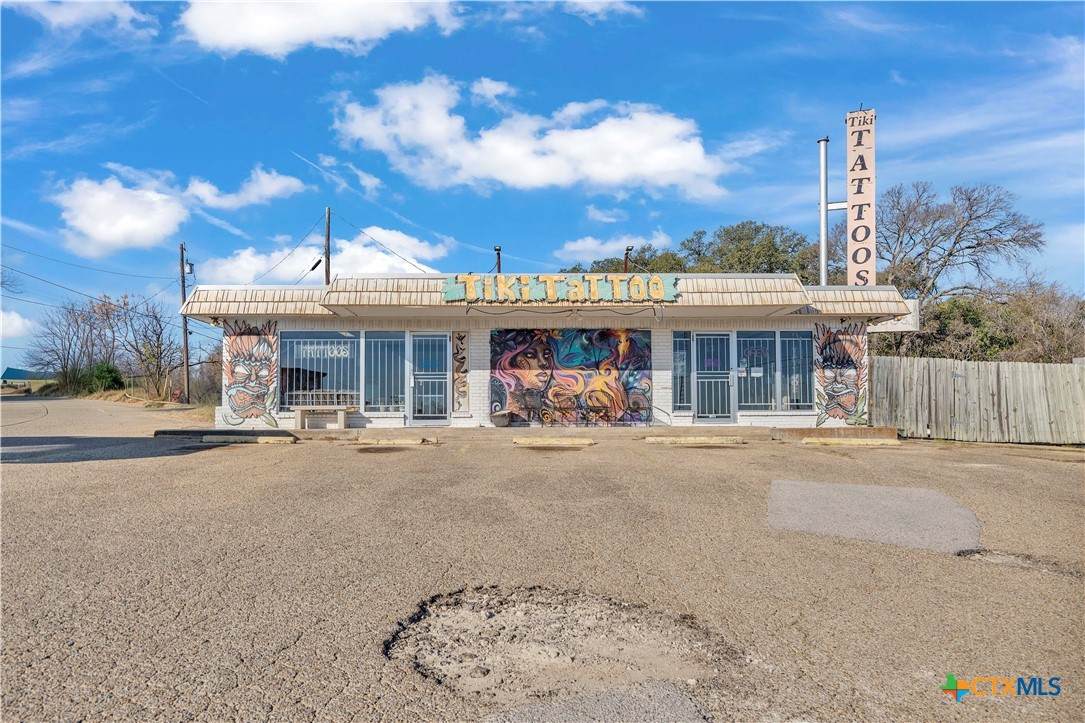 1400 Veterans Memorial Boulevard - Photo 1