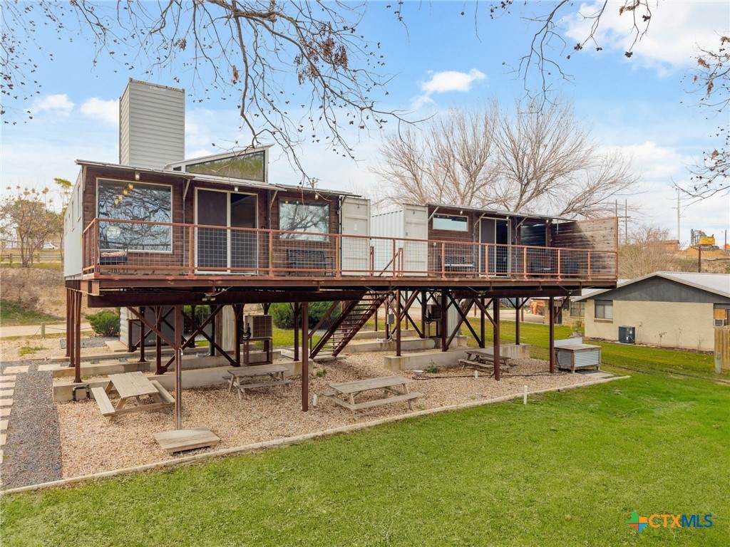 9035 Fm 725 - Photo 1