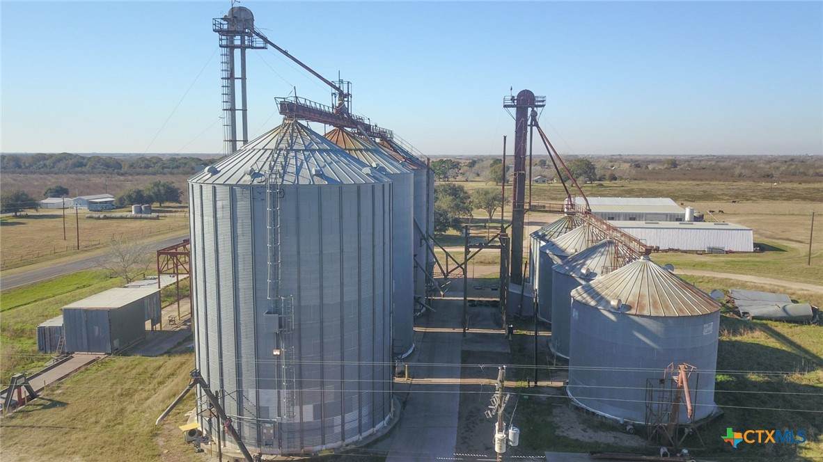 2873, 2871 Gin Road - Photo 1