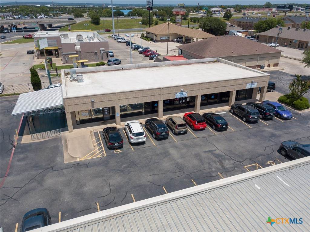 4304 Central Texas Expressway - Photo 1